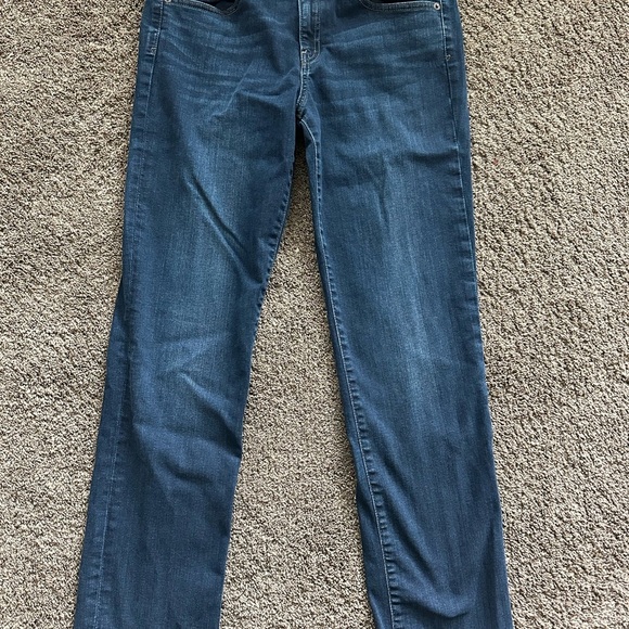 Gap women’s classic straight dark wash size 12/31 - Picture 1 of 4